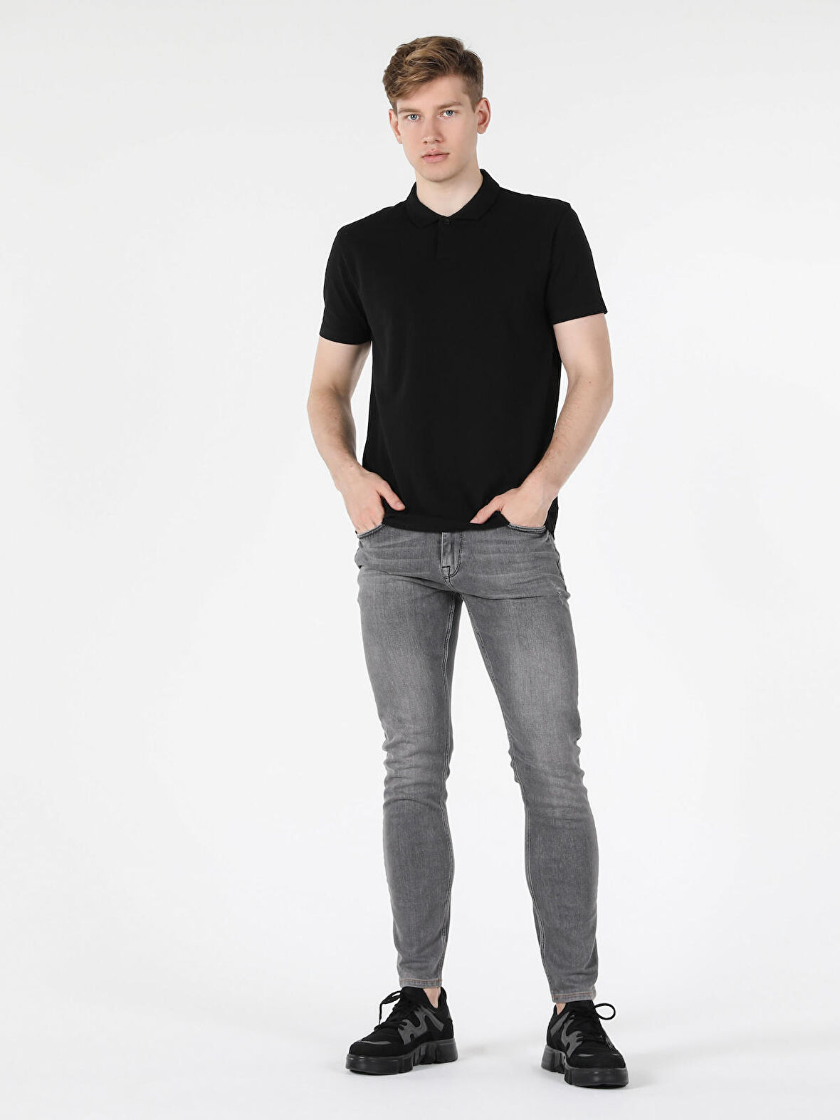 Regular Fit Polo Yaka Siyah Erkek Kısa Kol Tişört