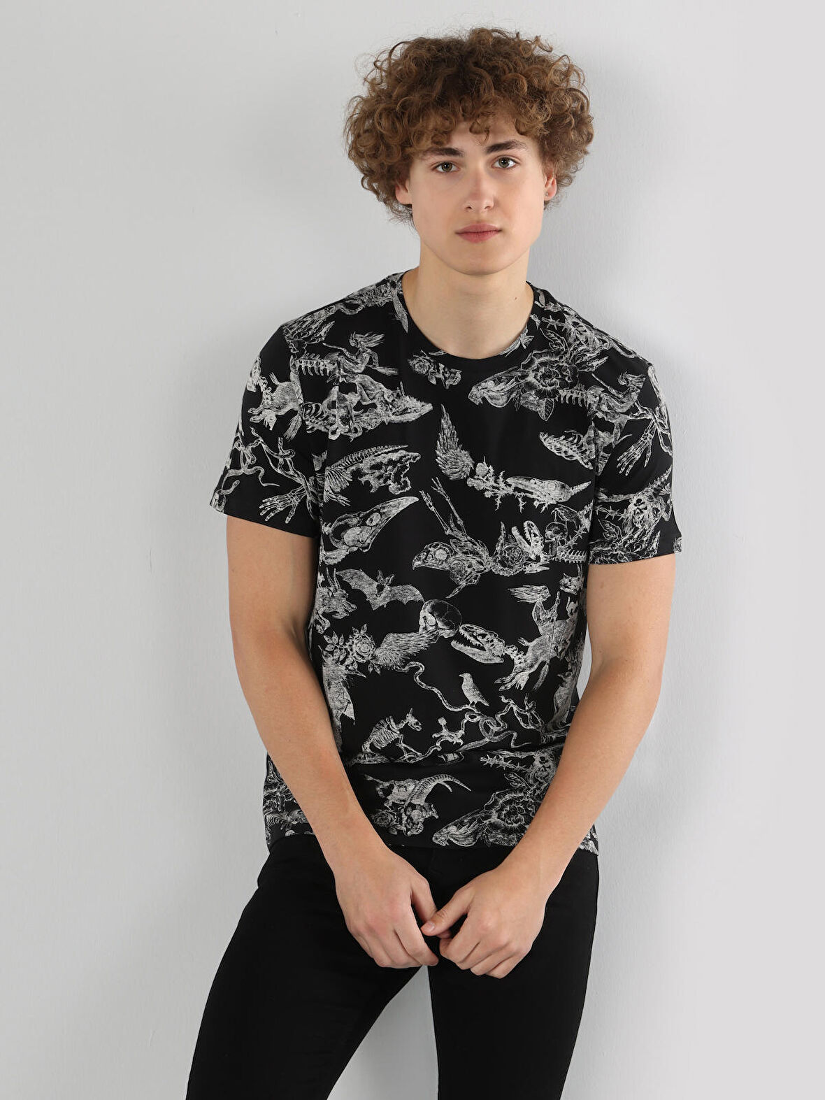 Regular Fit Bisiklet Yaka Baskılı Siyah Erkek Kısa Kol Tişört