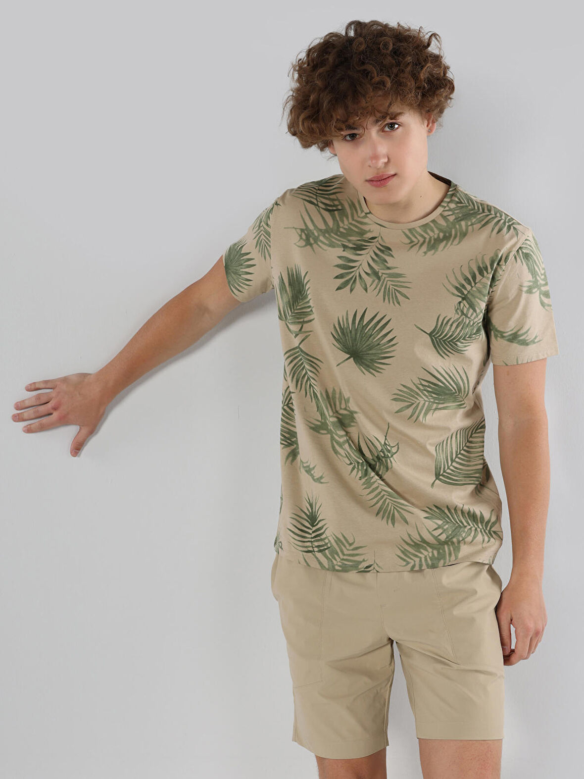 Regular Fit Bisiklet Yaka Baskılı Bej Erkek Kısa Kol Tişört