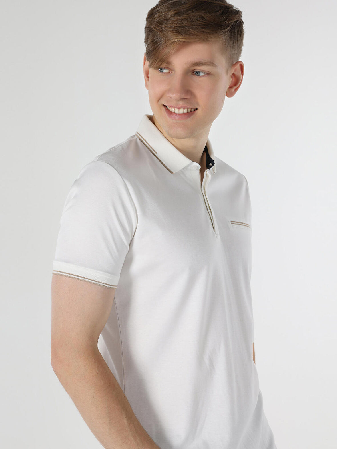 Slim Fit Beyaz Erkek Polo Yaka Kısa Kol Tişört