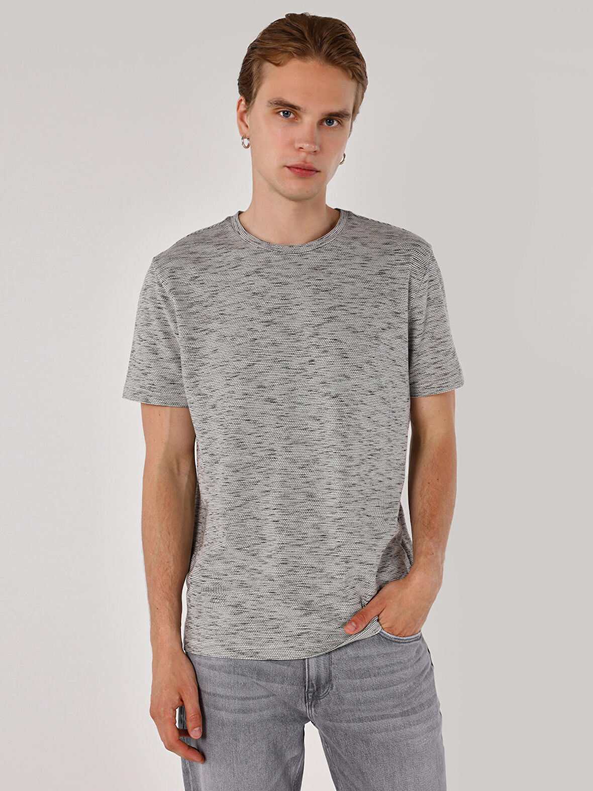 Regular Fit Bisiklet Yaka Basic Antrasit Erkek Kısa Kol Tişört