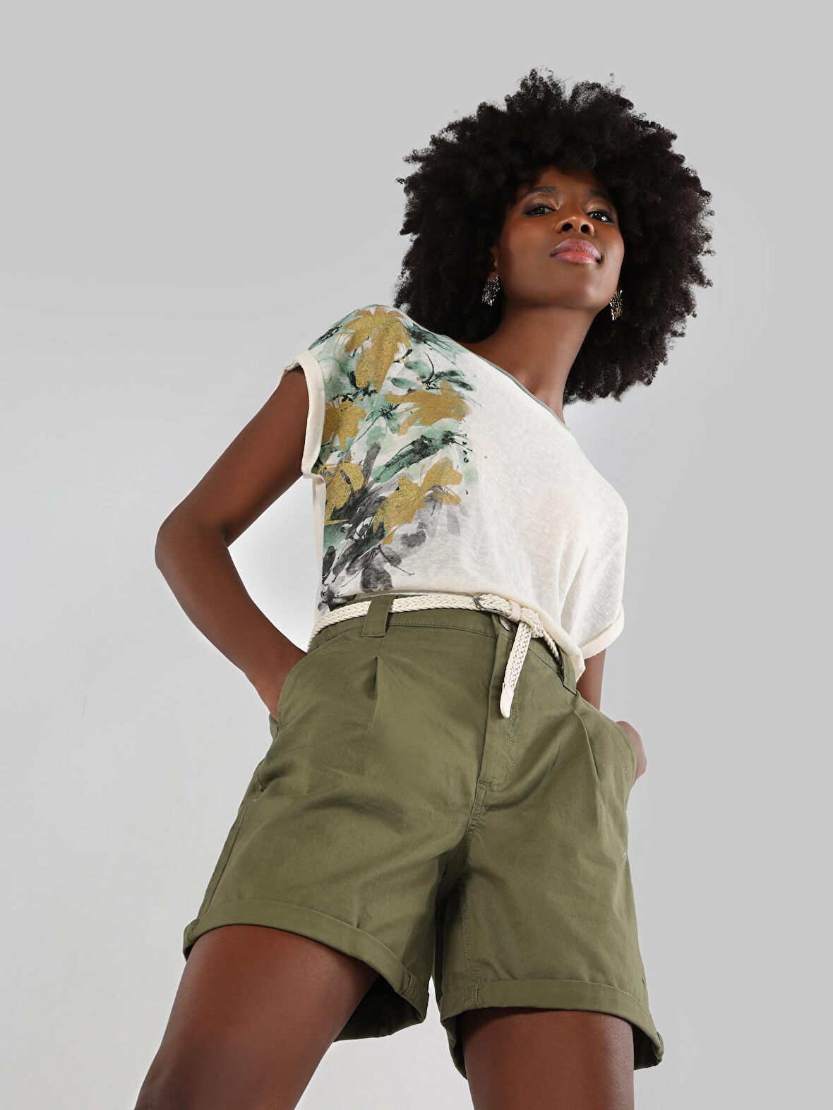 Regular Fit Bisiklet Yaka Baskılı Beyaz Kadın Kısa Kol Tişört