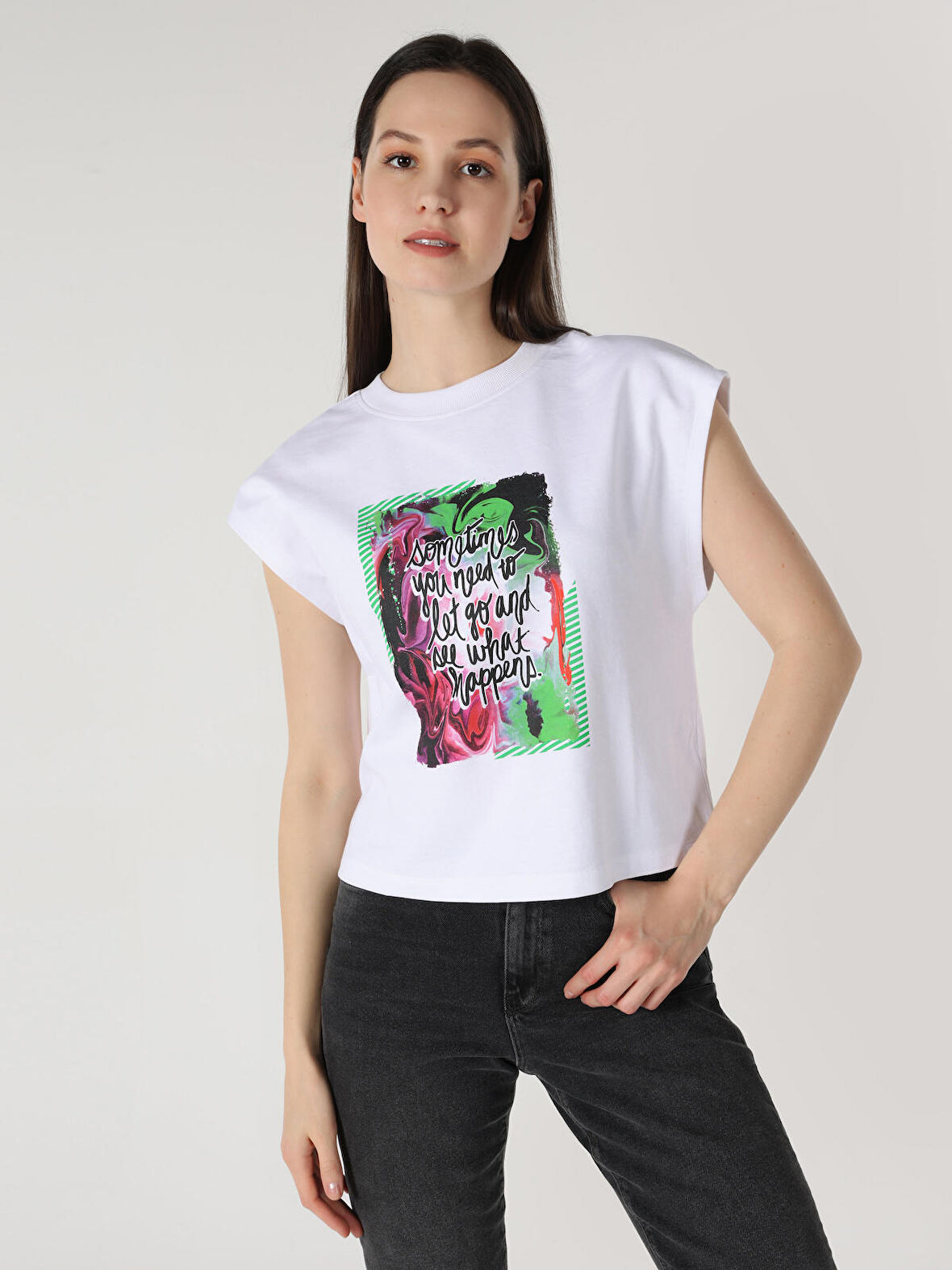 Regular Fit Bisiklet Yaka Baskılı Beyaz Kadın Kısa Kol Tişört