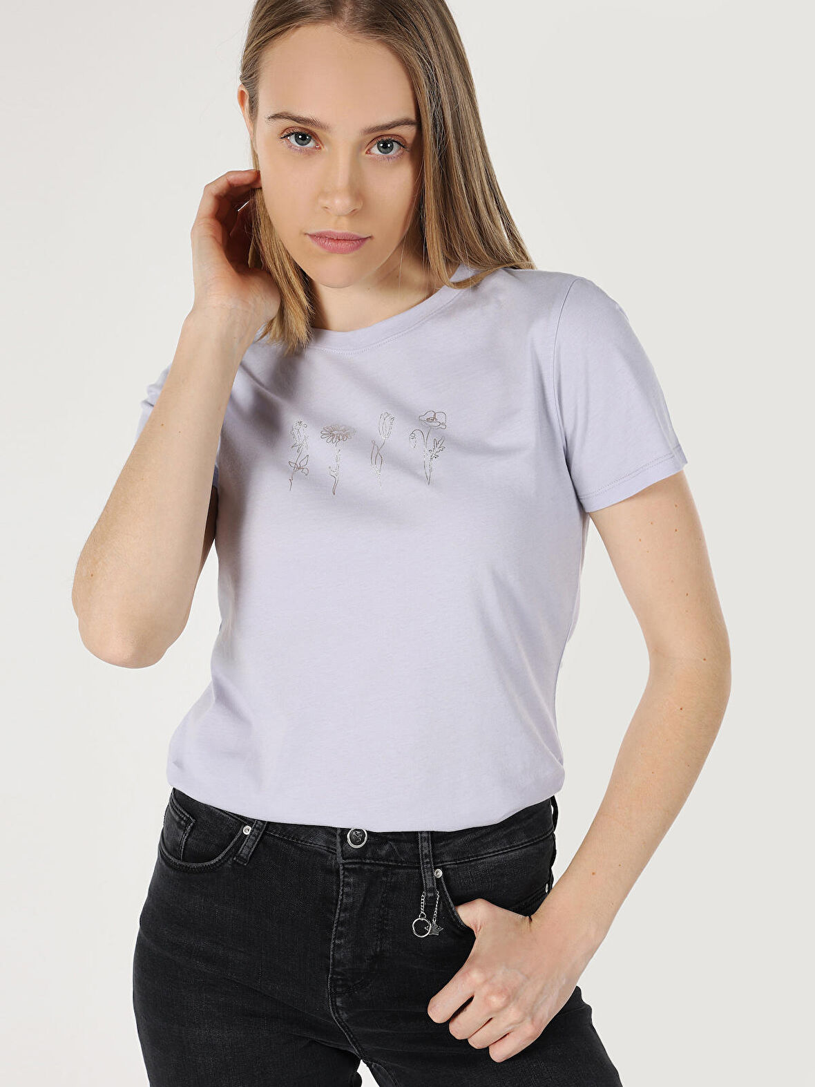 Regular Fit Bisiklet Yaka Çiçek Baskılı Mor Kadın Kısa Kol Tişört