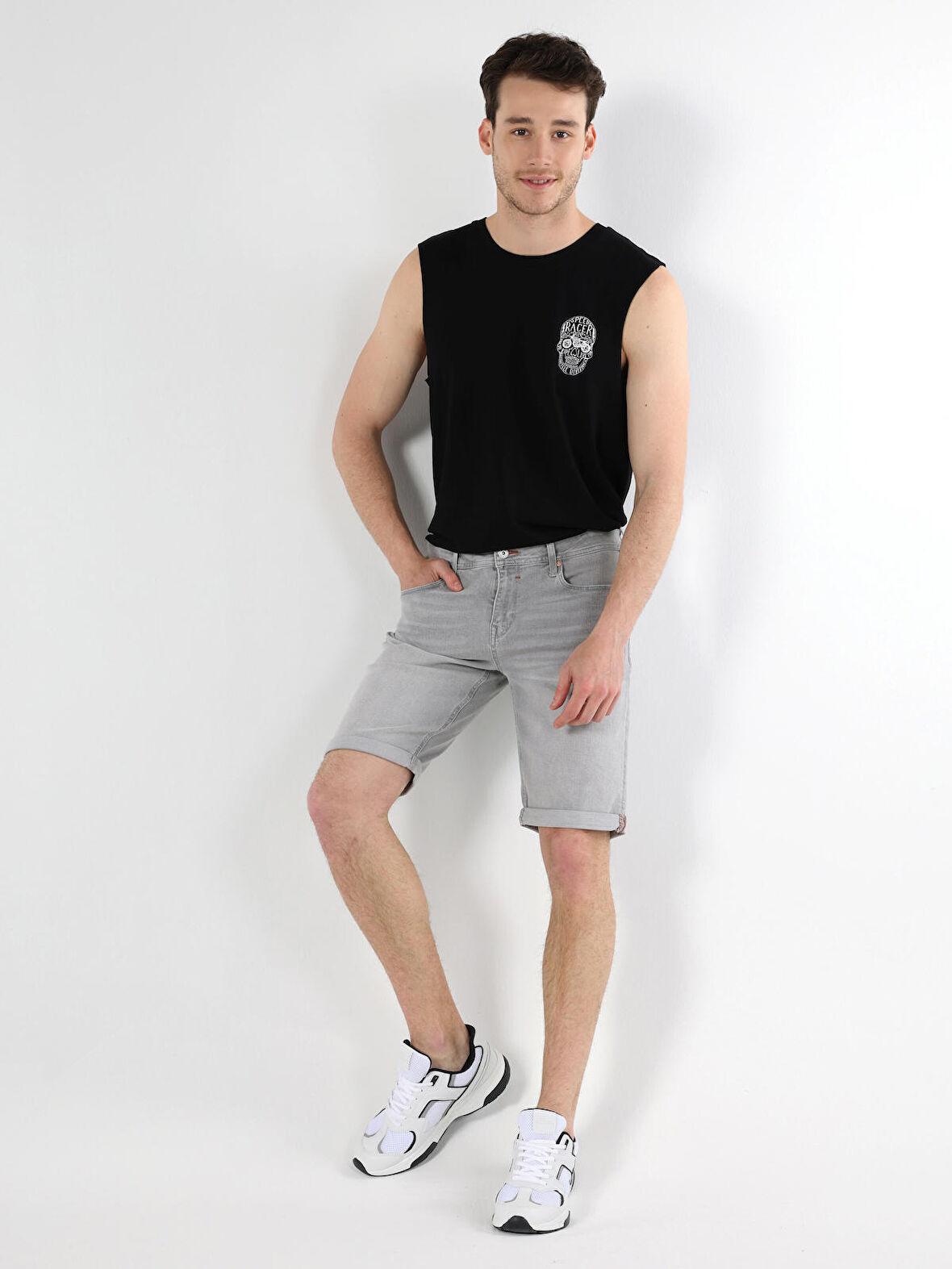 Regular Fit Gri Erkek Jean Şort