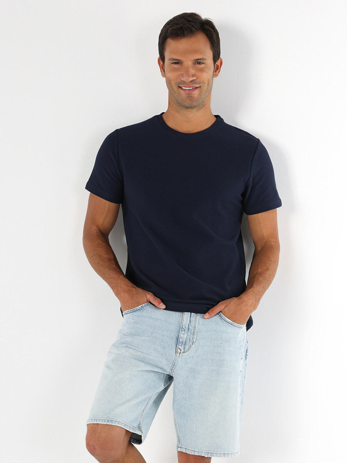 Regular Fit Bisiklet Yaka Basic Lacivert Erkek Kısa Kol Tişört