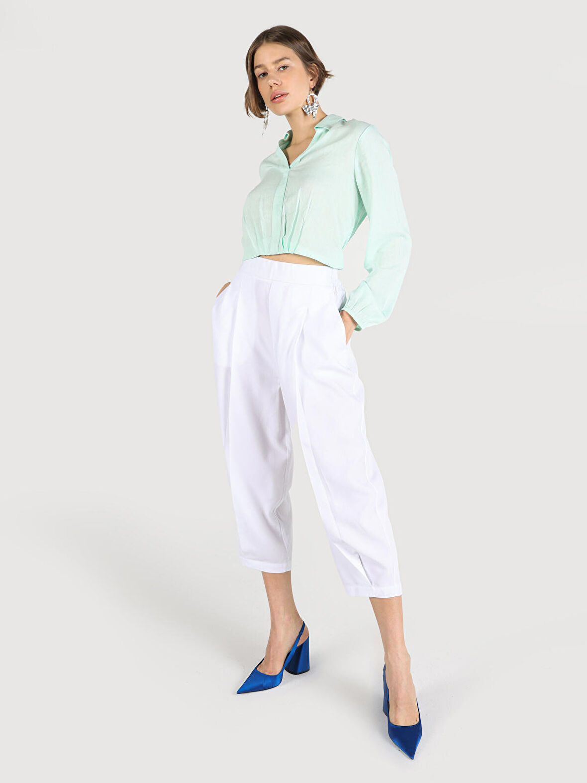 Regular Fit Geniş Paça Yüksek Bel Beyaz Kadın Pantolon
