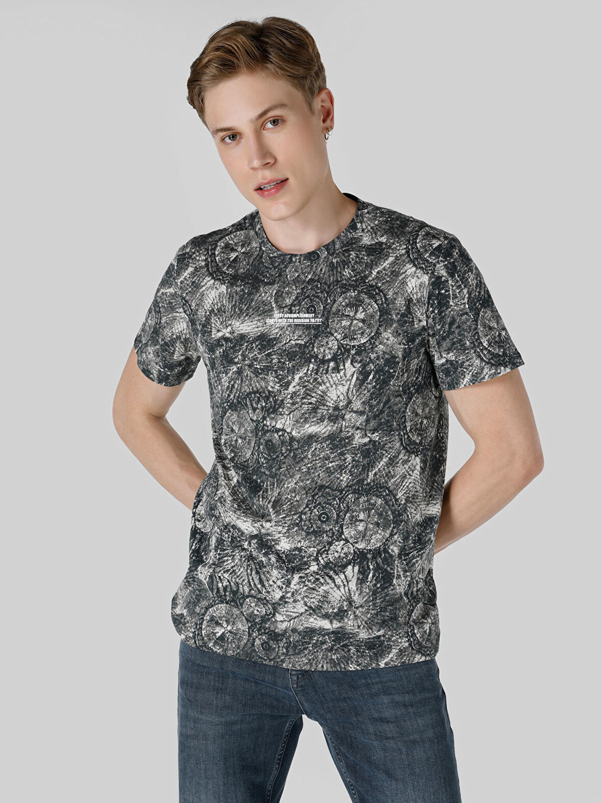 Regular Fit Bisiklet Yaka Baskılı Gri Erkek Kısa Kol Tişört