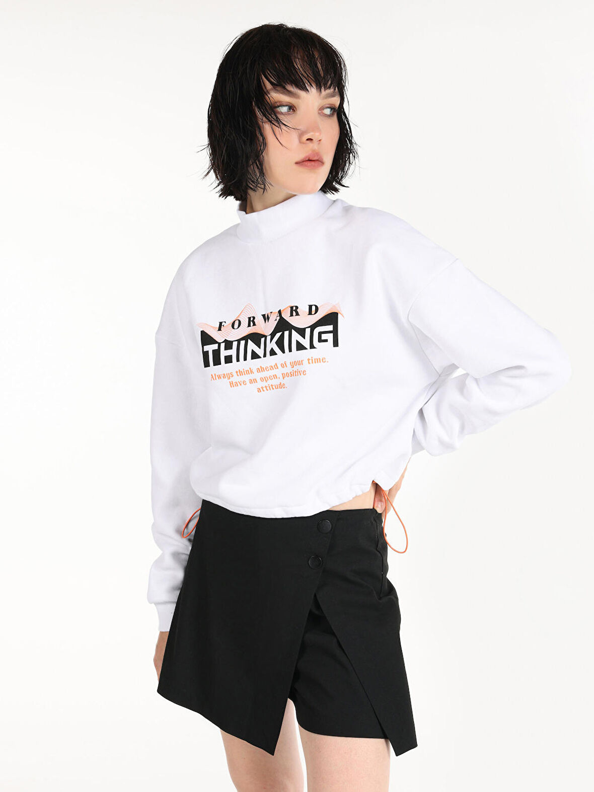 Regular Fit Baskılı Crop Beyaz Kadın Sweatshirt