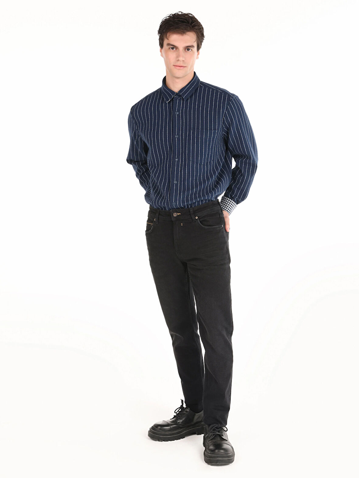 044 Karl Regular Fit Düşük Bel Düz Paça Denım Erkek Pantolon Cl1066315