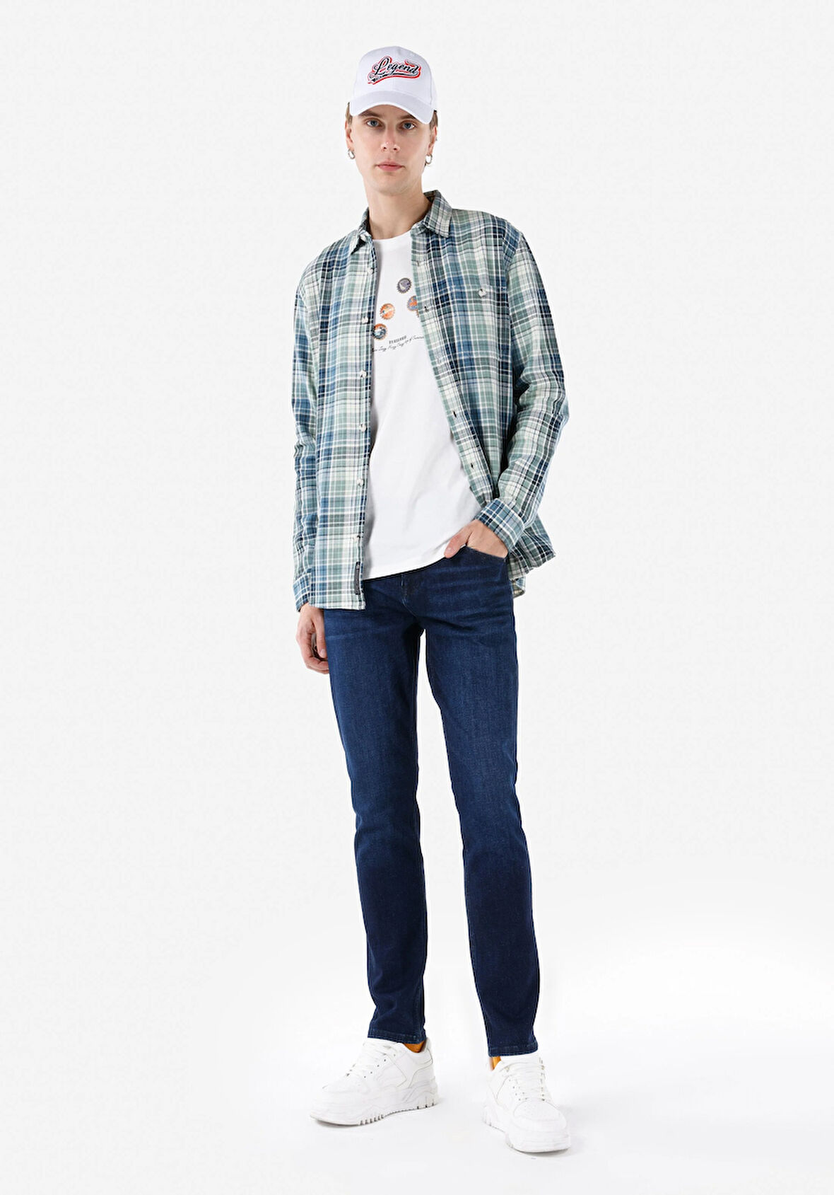 044 Karl Normal Kesim Düşük Bel Düz Paça Koyu Mavi Jean Erkek Pantolon Cl1067230