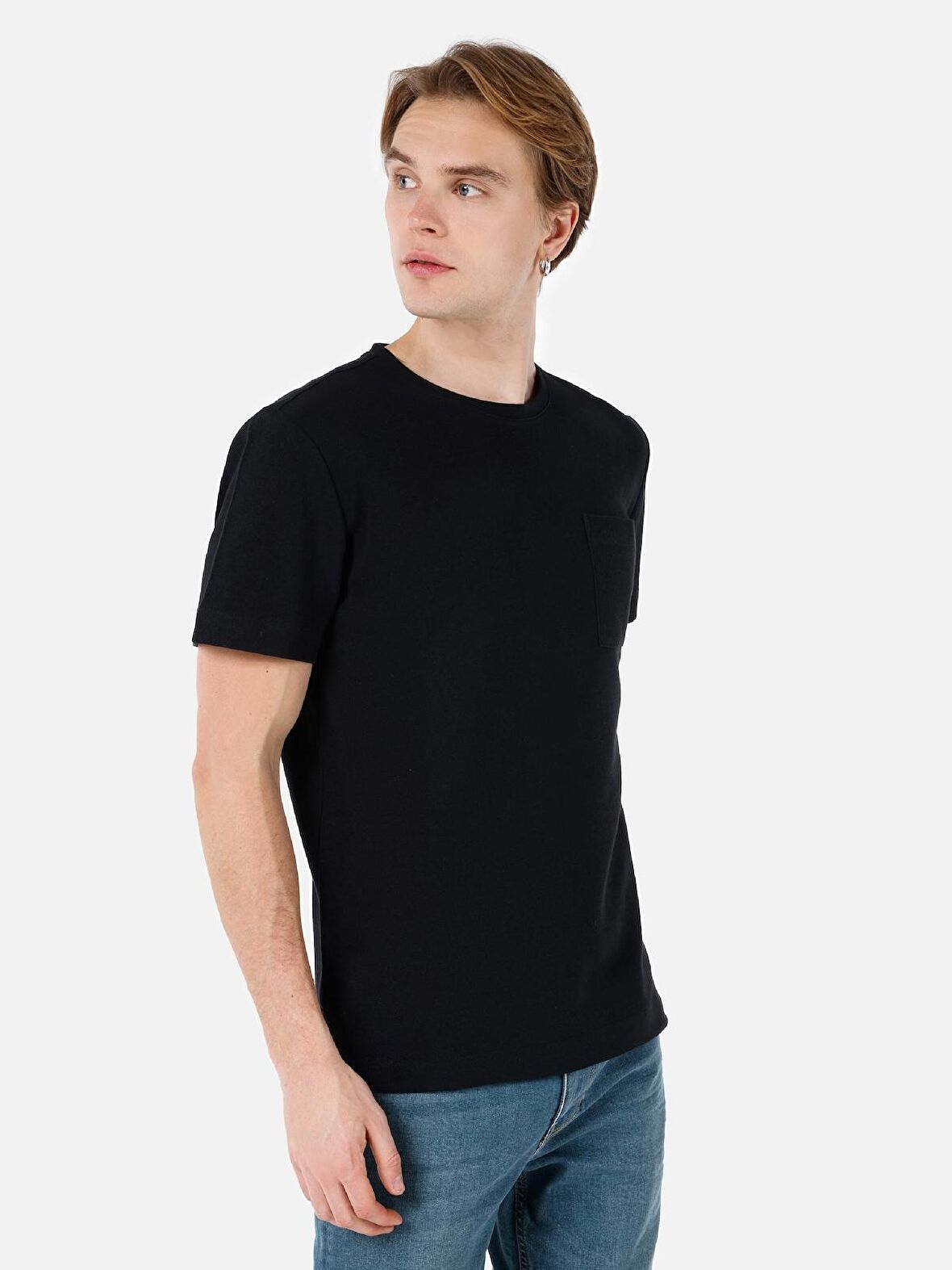 Normal Kesim Bisiklet Yaka Siyah Erkek Kısa Kol Tişört