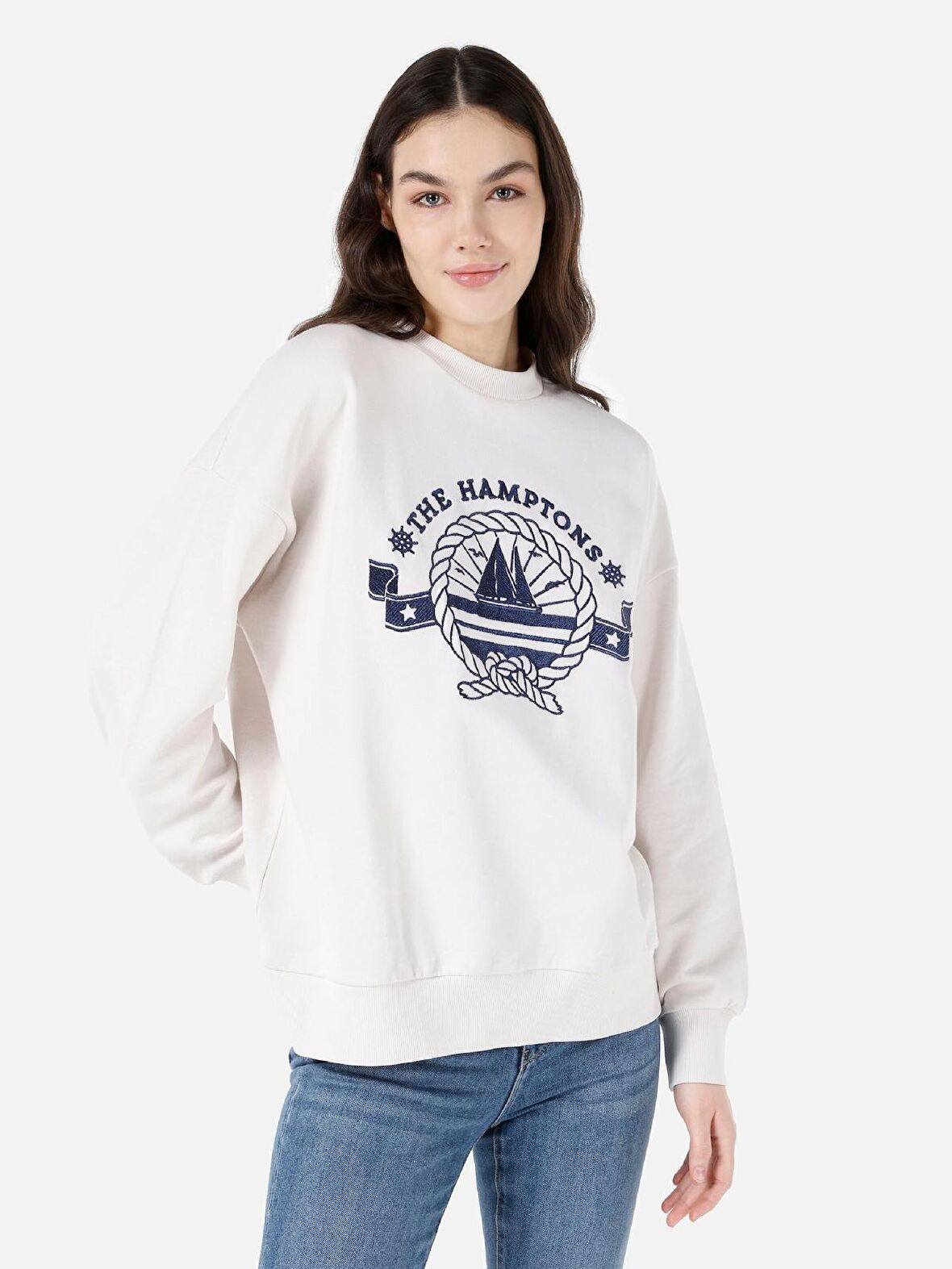 Normal Kesim Bisiklet Yaka Baskılı Beyaz Kadın Sweatshirt Cl1067957