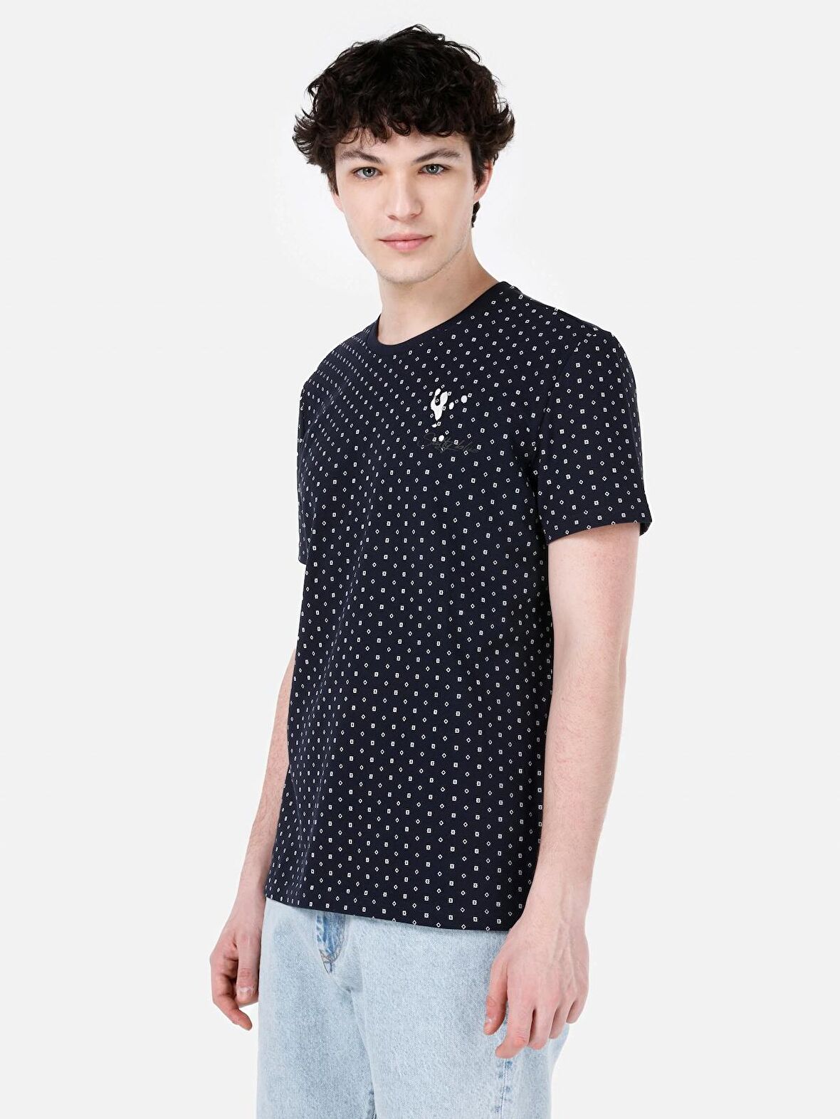 Normal Kesim Bisiklet Yaka Baskılı Lacivert Erkek Kısa Kol Tişört