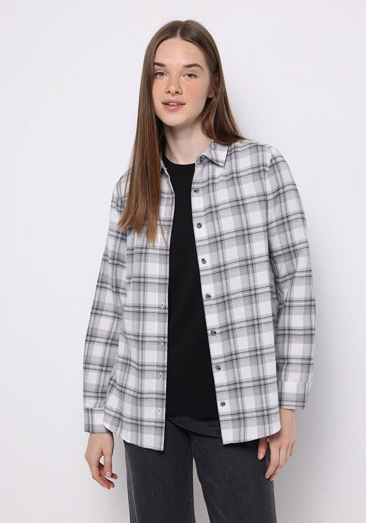 Regular Fit Shirt Neck Ekoseli Kadın Gri Uzun Kol Gömlek