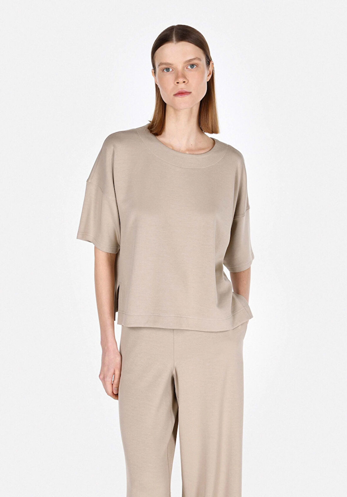 Comfort Fit   Kadın Bej Kısa Kol Tişört Cl1073031