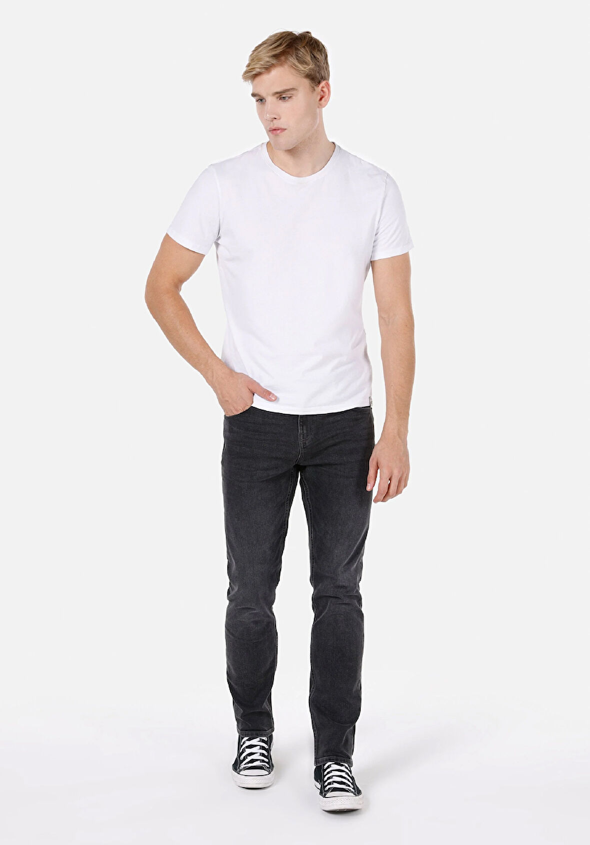 Straight Fit Düşük Bel Düz Paça Erkek Siyah Jean Pantolon