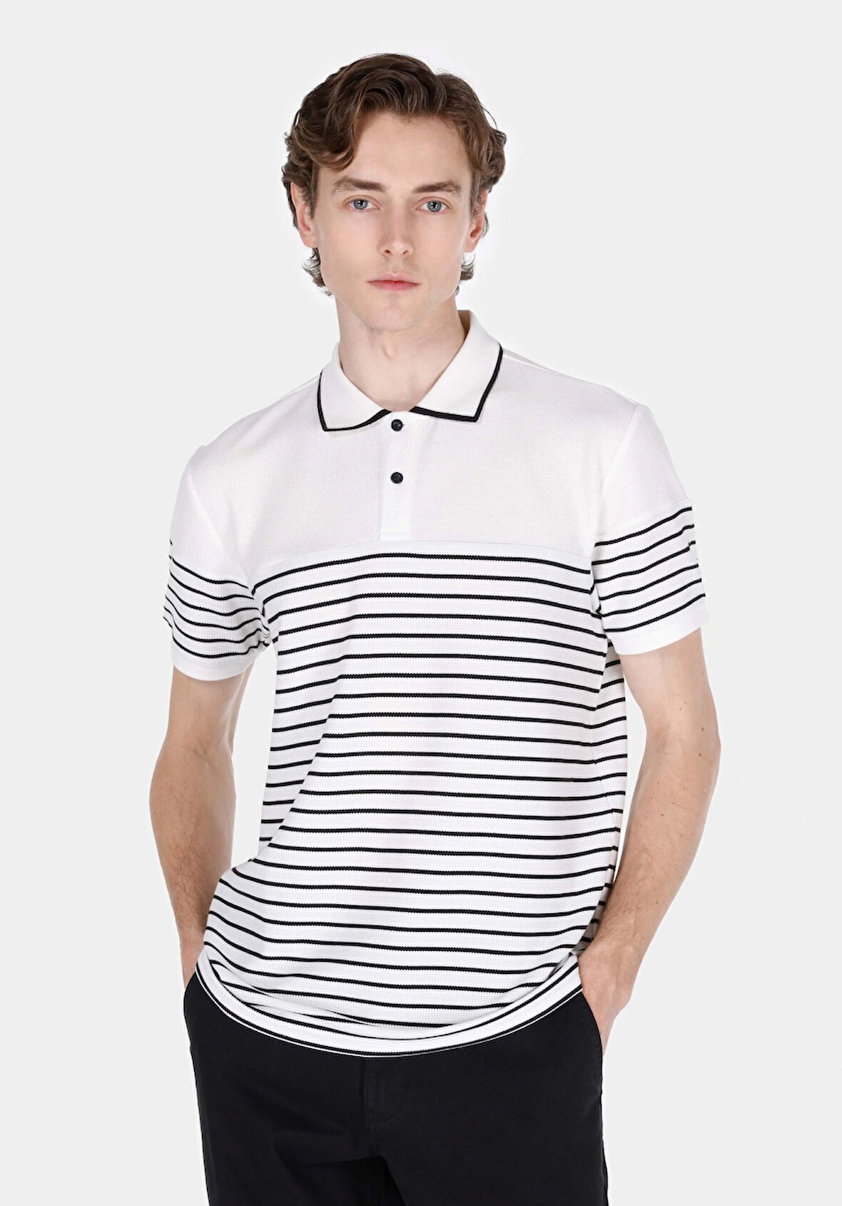 Regular Fit Polo Yaka Jakarlı Erkek Beyaz Kısa Kol Tişört Cl1073824