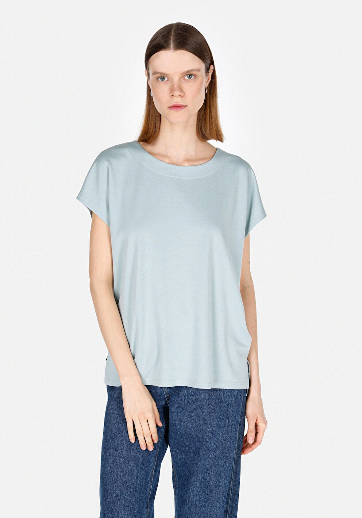 Regular Fit Yuvarlak Yaka Düz Kadın Yeşil Kısa Kol Tişört Cl1073833