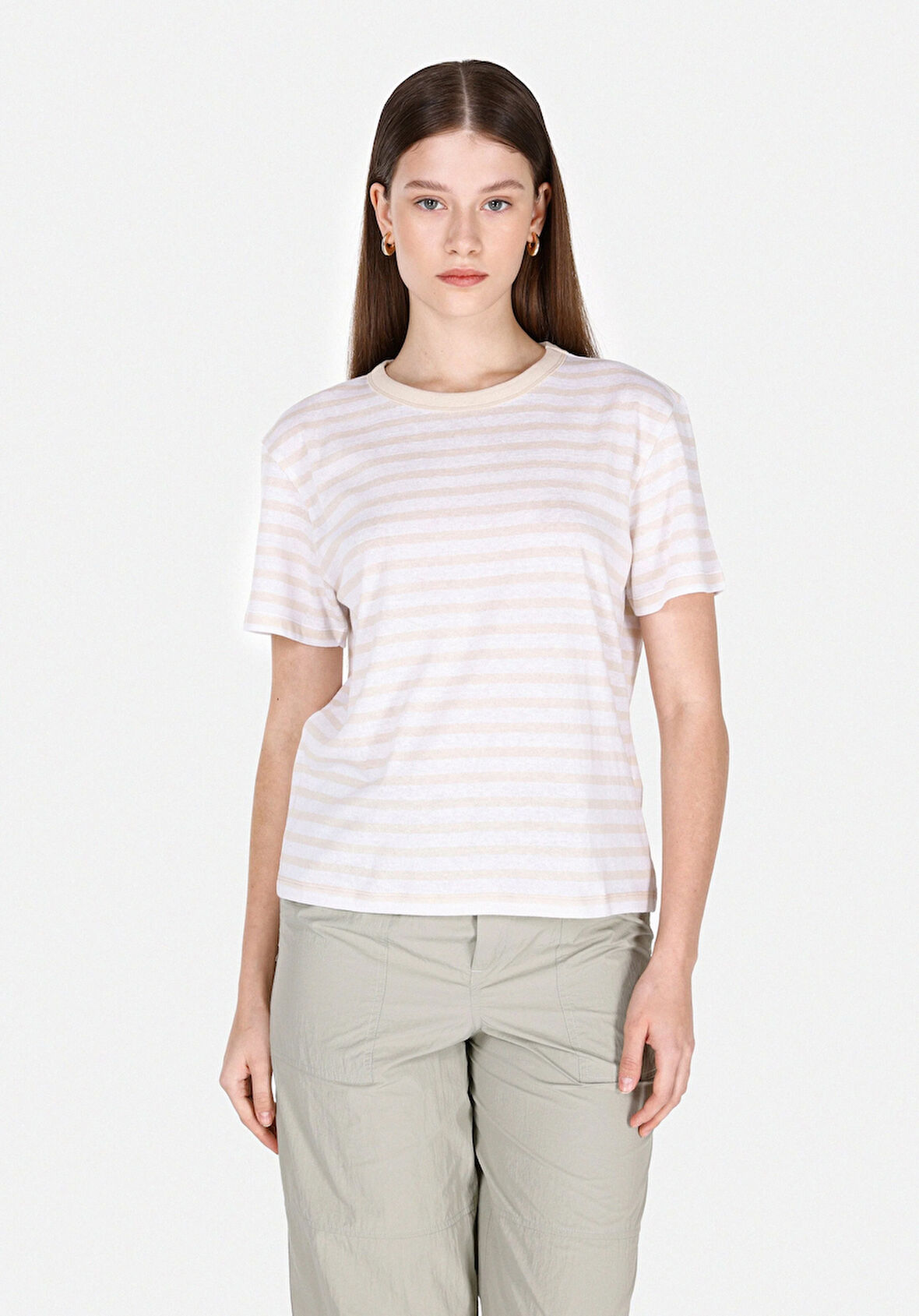 Regular Fit Yuvarlak Yaka Çizgili Kadın Bej Kısa Kol Tişört Cl1073916