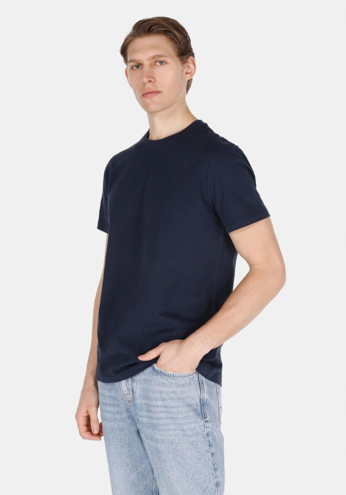 Regular Fit Yuvarlak Yaka Düz Erkek Lacivert Kısa Kol Tişört Cl1073961