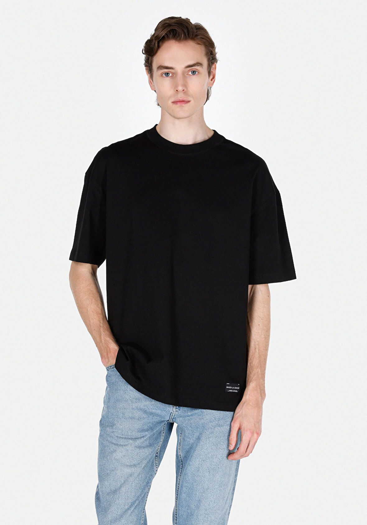 Oversize Fit Yuvarlak Yaka Düz Erkek Siyah Kısa Kol Tişört Cl1073990