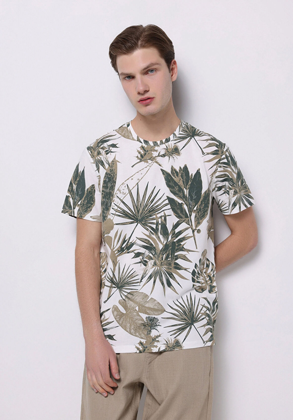 Regular Fit Yuvarlak Yaka Baskılı Erkek Yeşil Kısa Kol Tişört