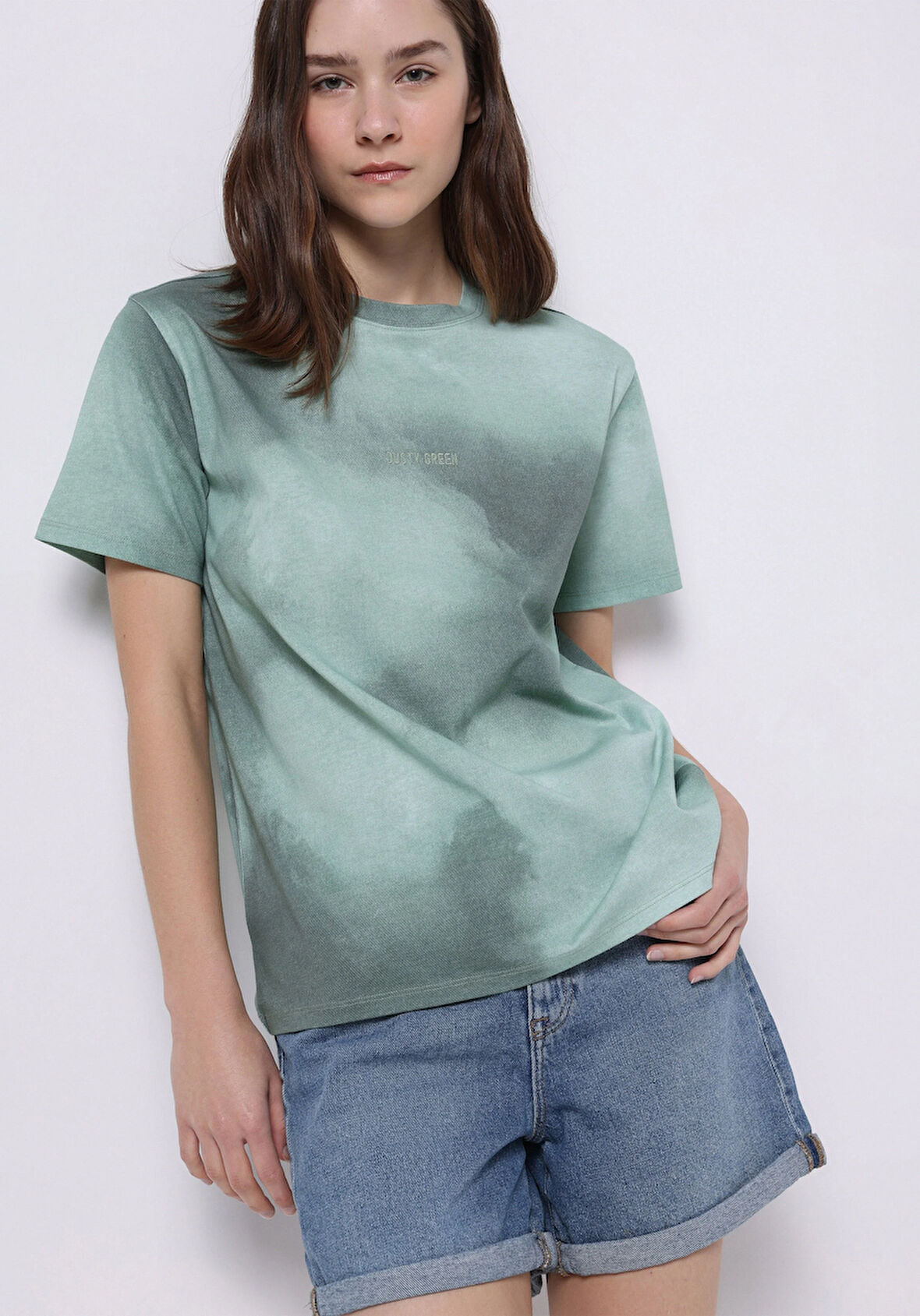 Regular Fit Yuvarlak Yaka Baskılı Kadın Çok Renkli Kısa Kol Tişört