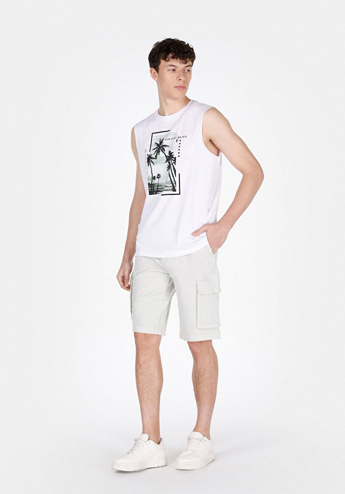 Regular Fit Orta Bel Düz Erkek Taş Şort