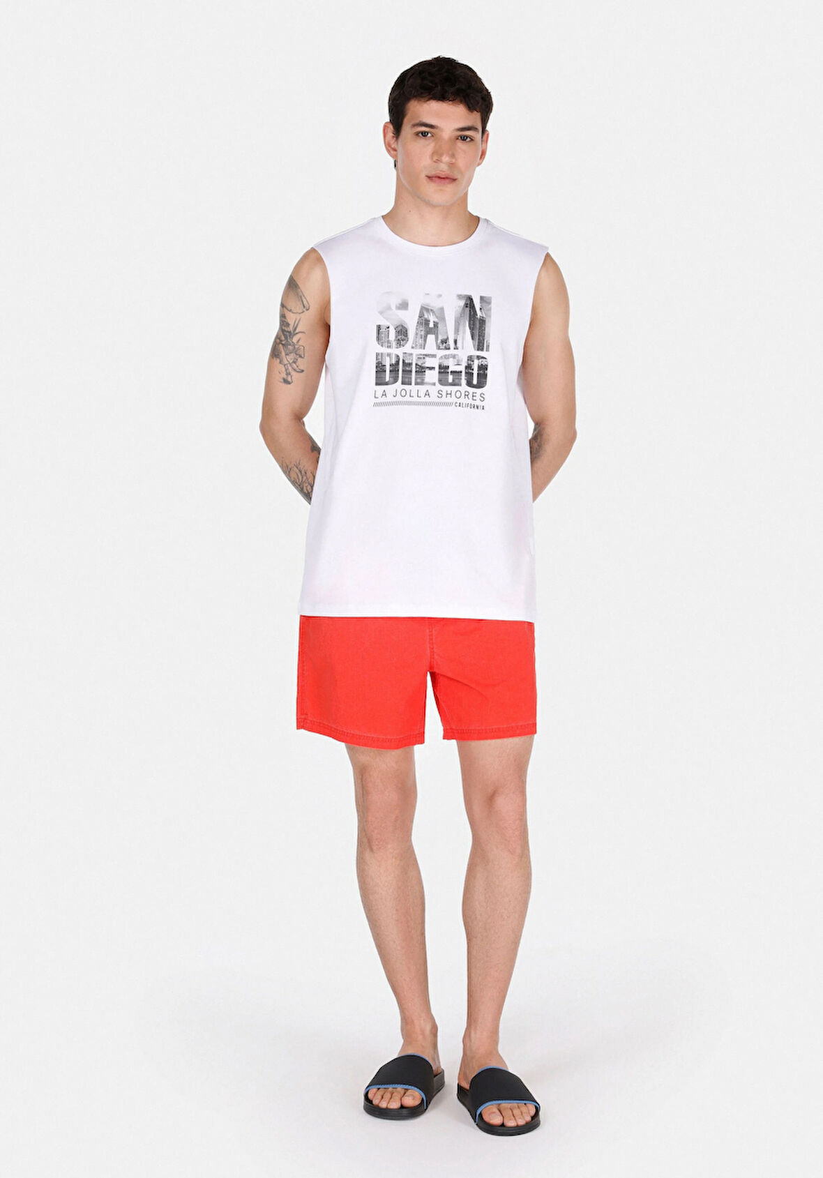 Slim Fit Düz Erkek Kirmizi Deniz Şortu