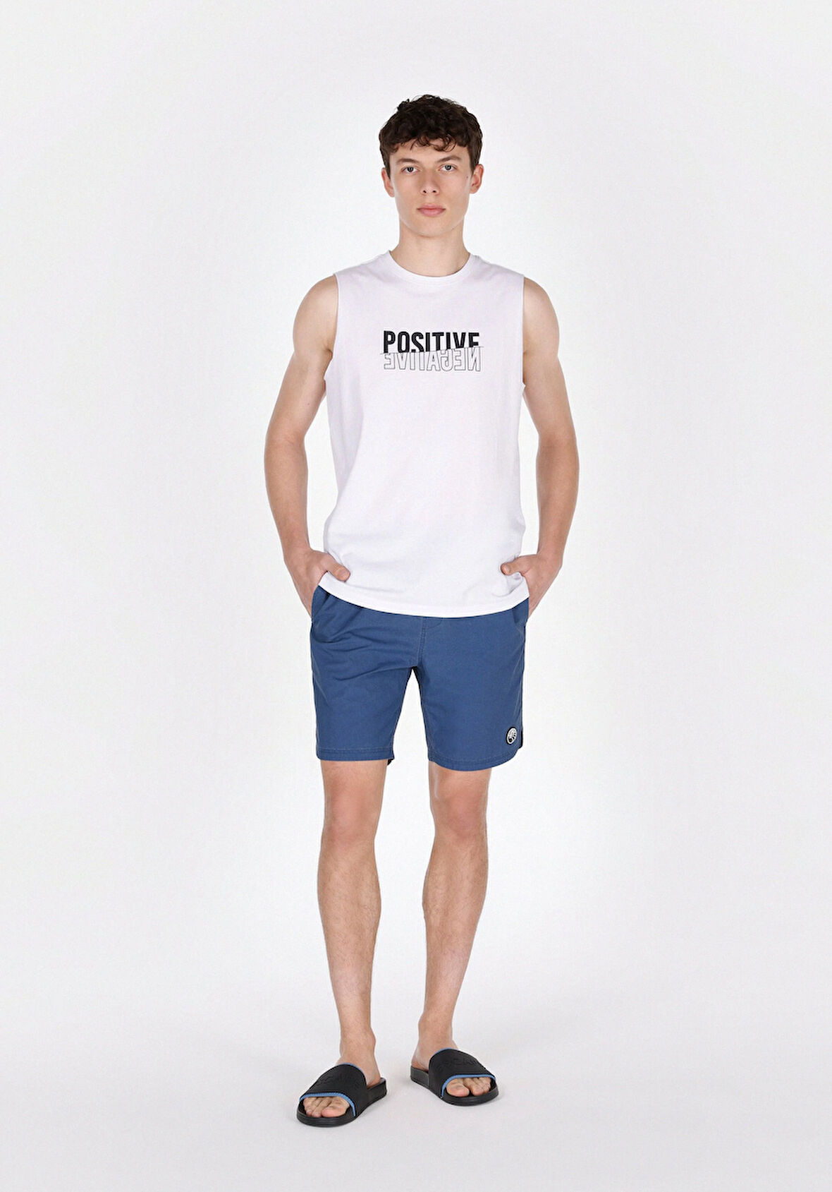 Slim Fit Düz Erkek Lacivert Deniz Şortu