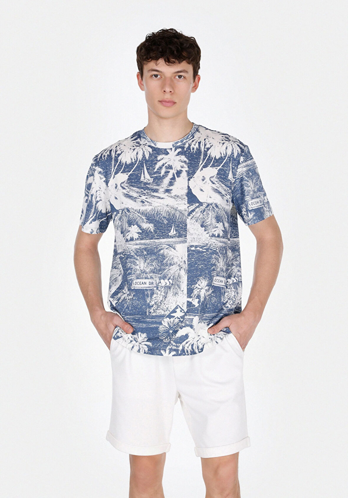 Comfort Fit Yuvarlak Yaka Baskılı Erkek Mavi Kısa Kol Tişört