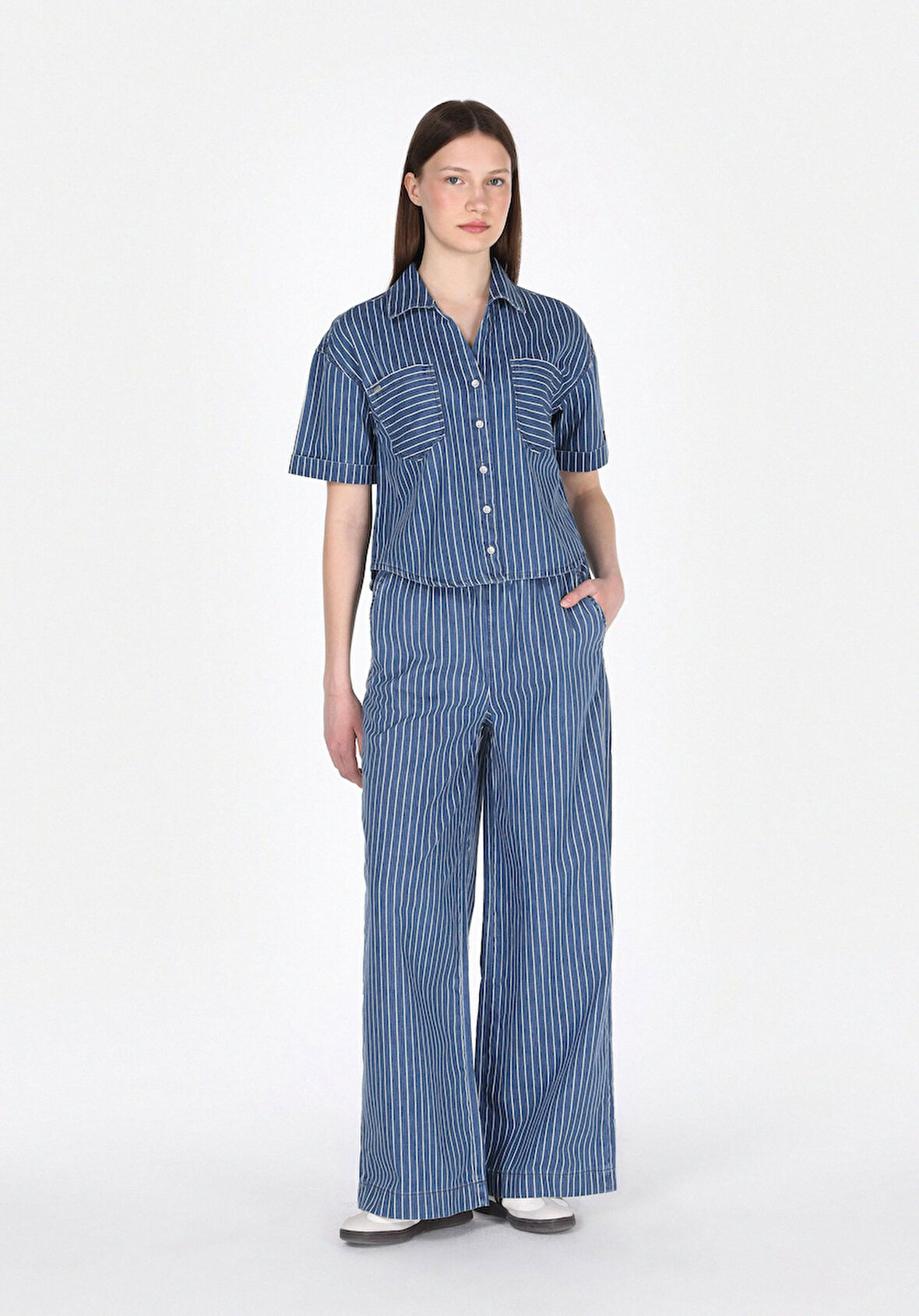 Loose Fit Orta Bel Düz Paça Kadın Mavi Jean Pantolon