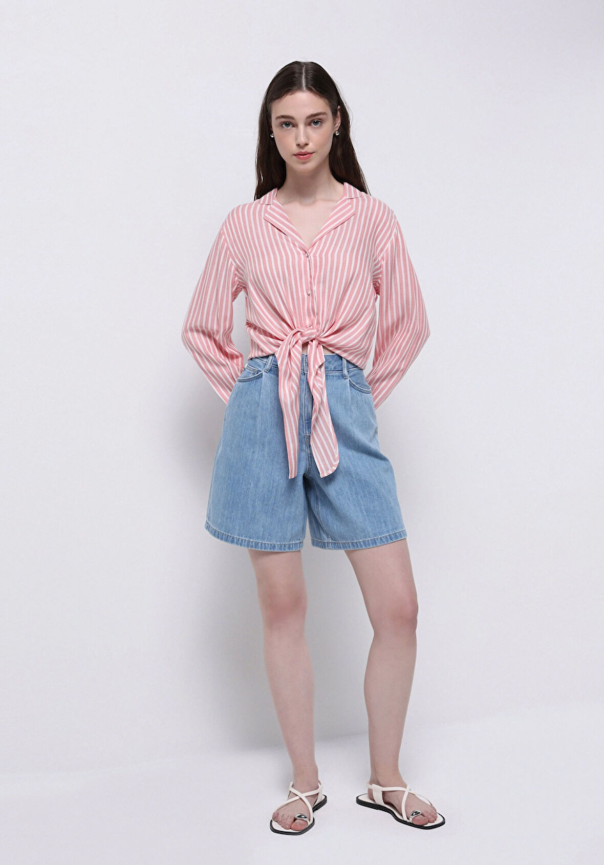 Loose Fit Yüksel Bel Düz Kadın İndigo Jean Şort