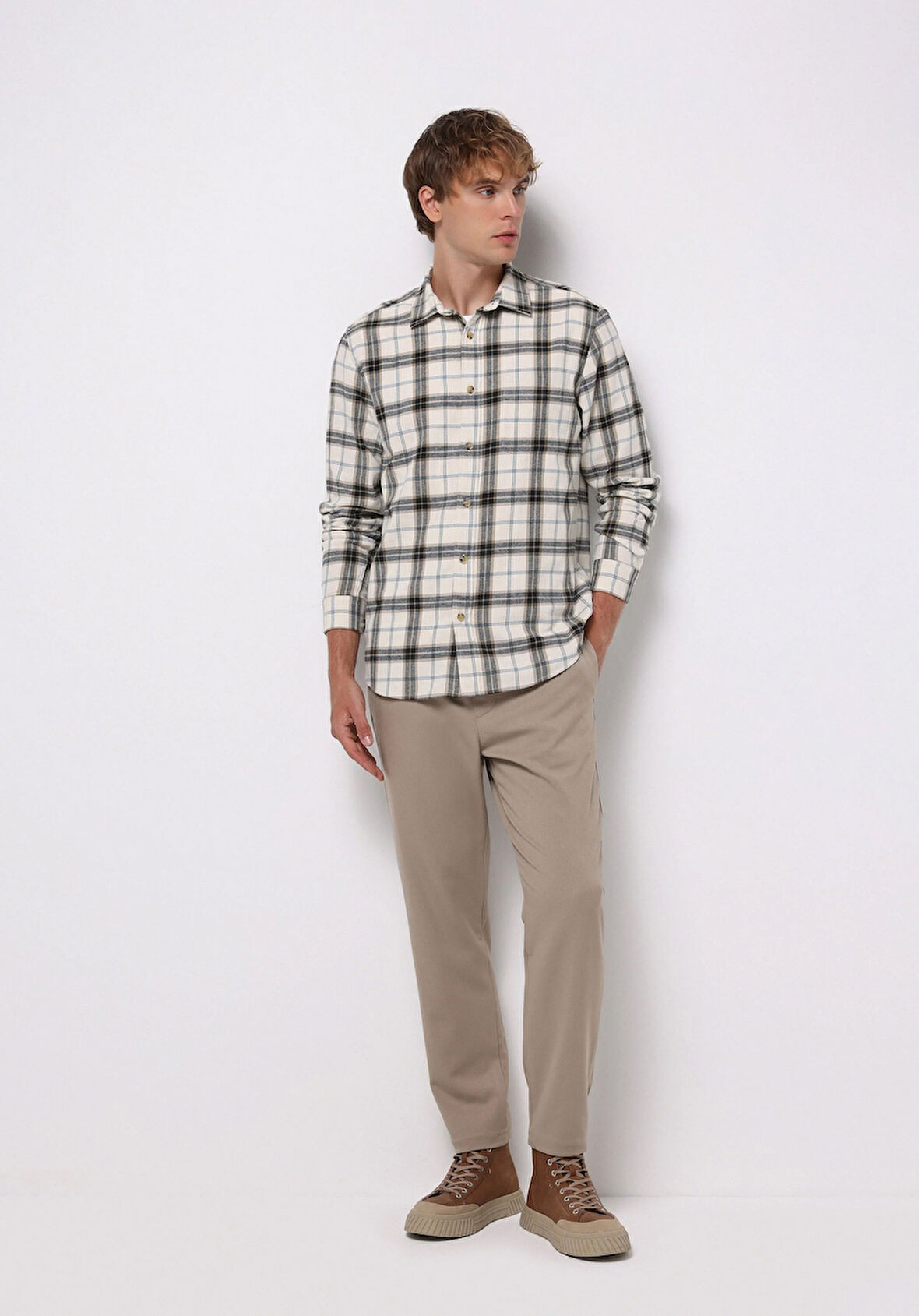 Regular Fit Orta Bel Düz Paça Erkek Bej  Pantolon