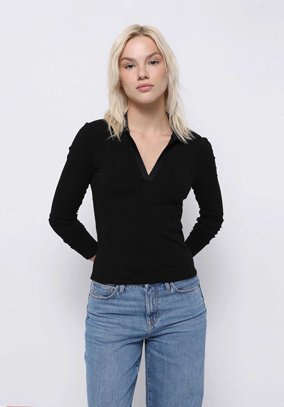 Slim Fit Polo Yaka Düz Kadın Siyah Uzun Kol Tişört