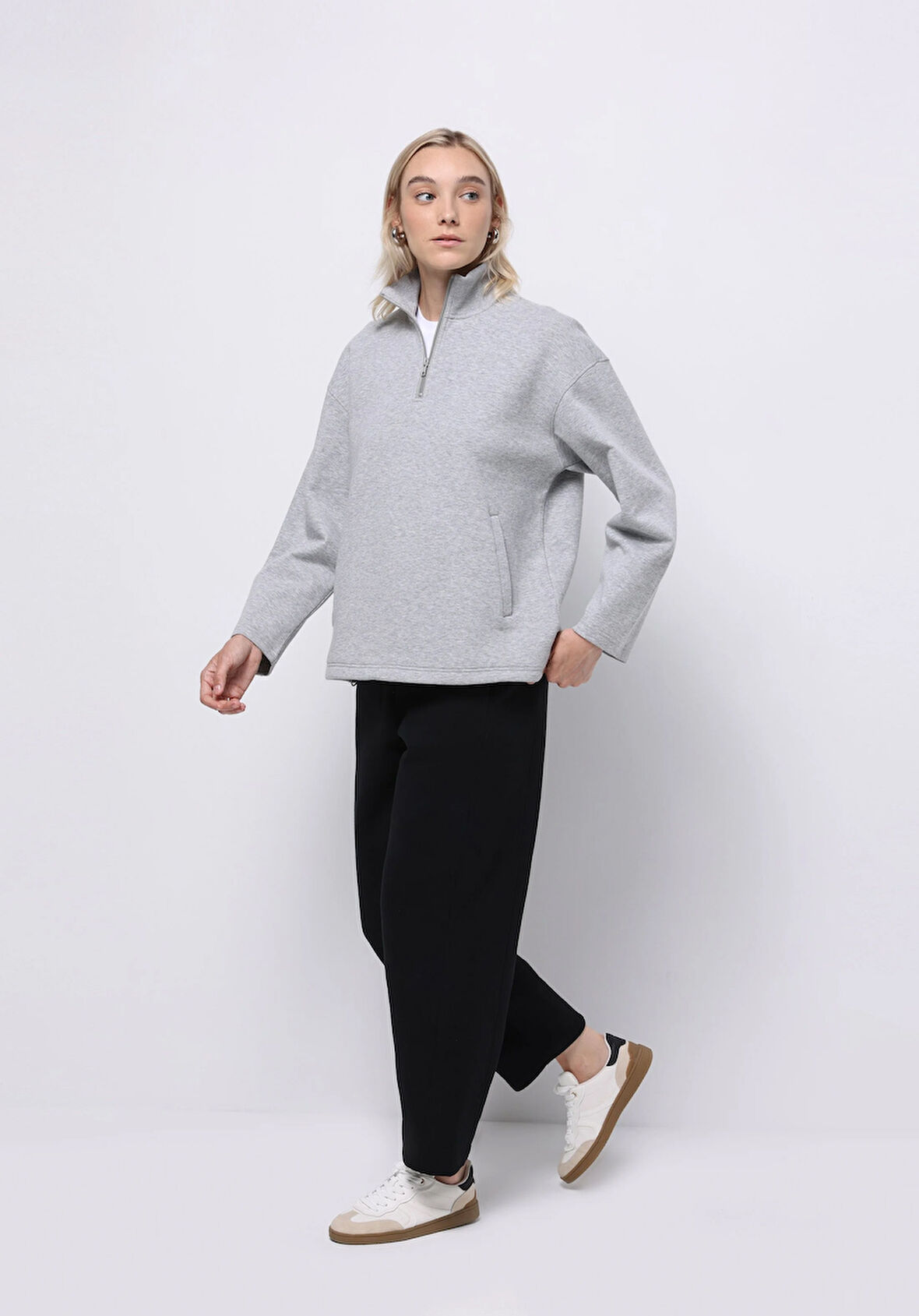 Regular Fit Orta Bel Düz Kadın Siyah Eşofman Altı