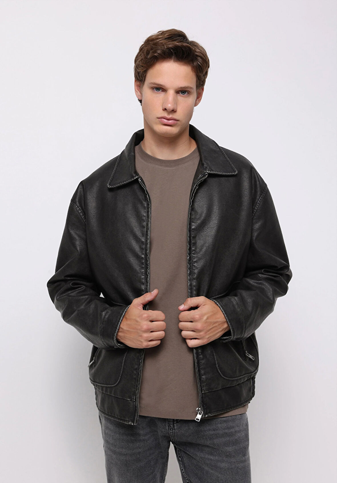 Regular Fit     Erkek Siyah Mont Pu