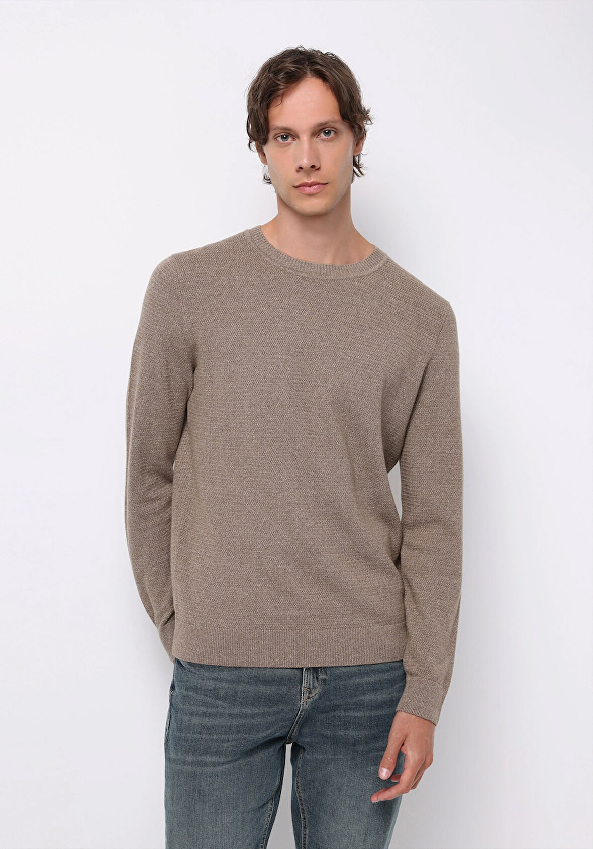 Regular Fit Yuvarlak Yaka Jakarlı Erkek Bej Kazak