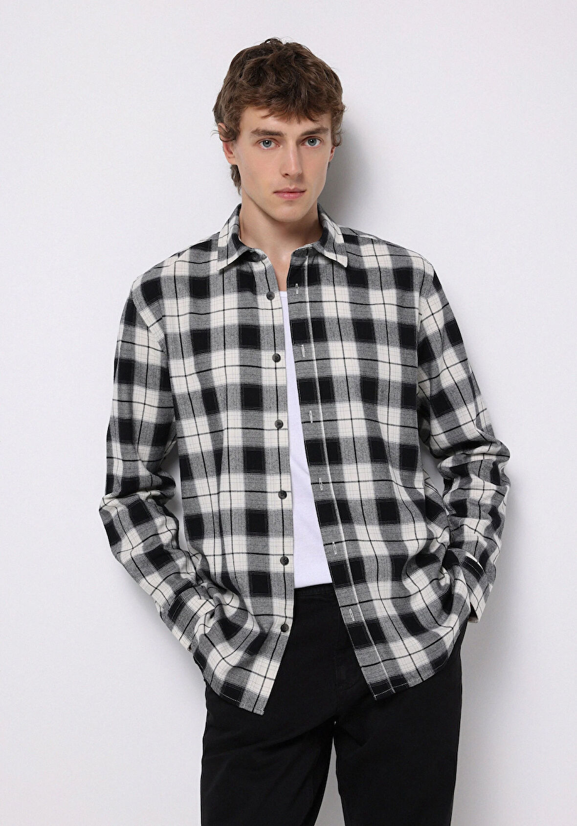 Regular Fit Shirt Neck Ekoseli Erkek Siyah Uzun Kol Gömlek