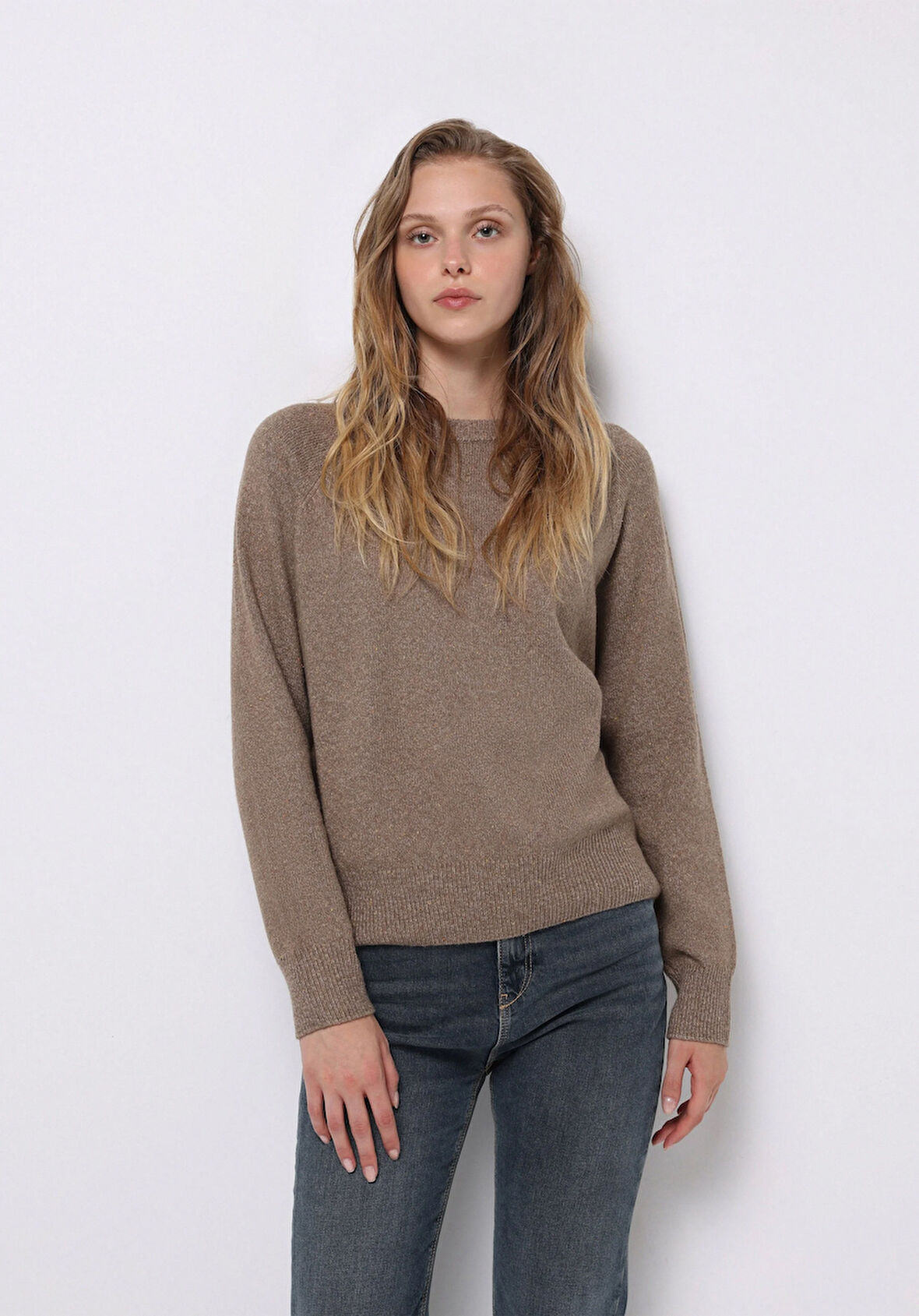 Regular Fit Yuvarlak Yaka Düz Kadın Kahverengi Kazak