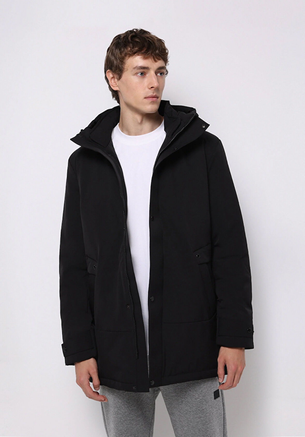 Regular Fit     Erkek Siyah Kaban