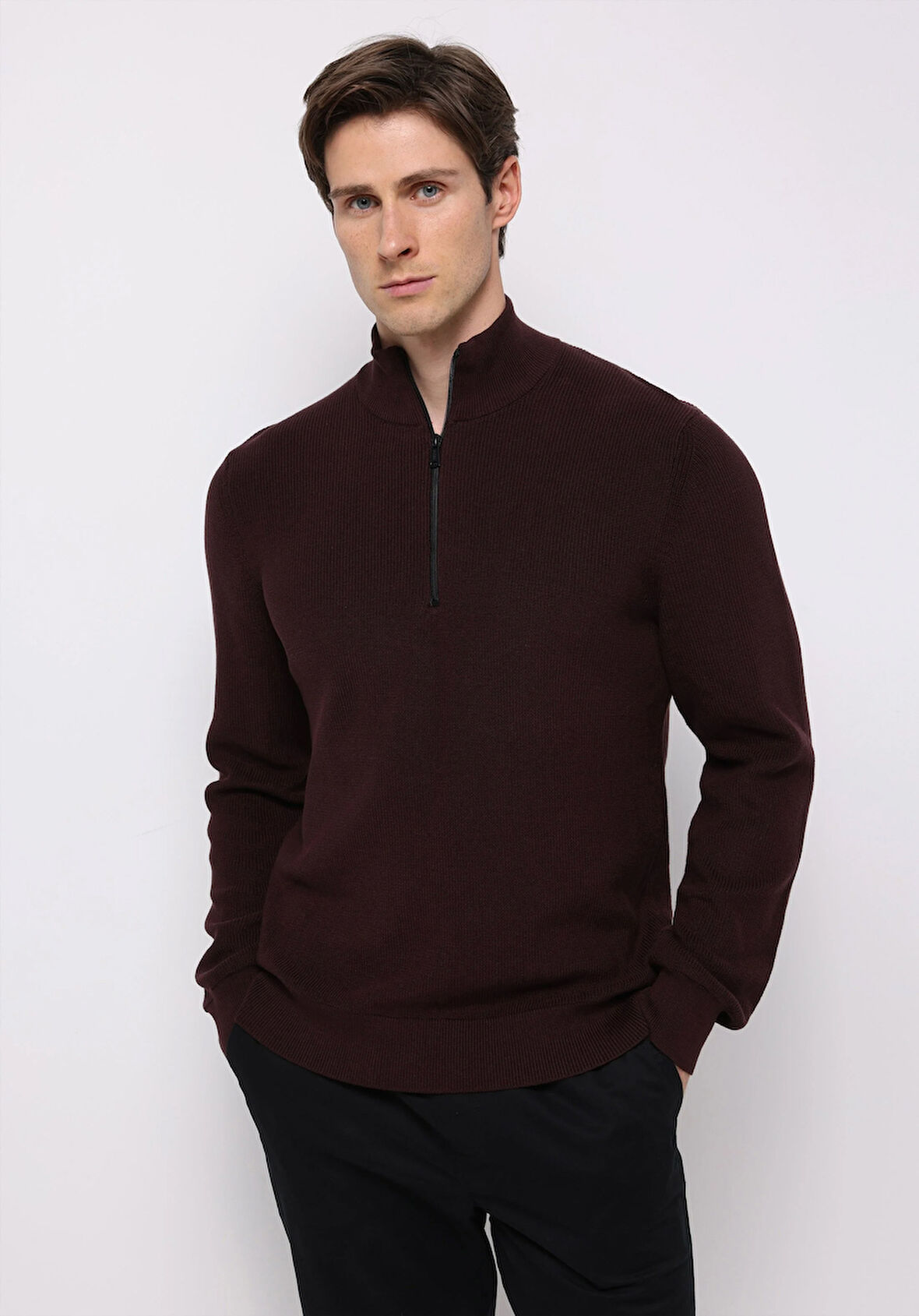 Regular Fit Dik Yaka Jakarlı Erkek Bordo Kazak