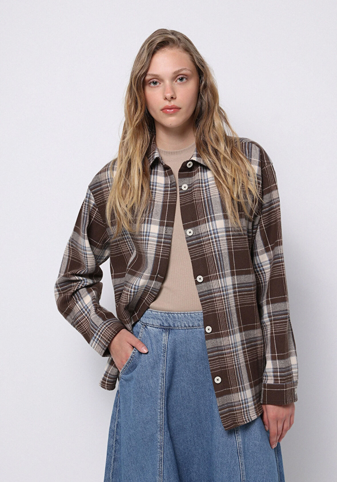 Regular Fit Shirt Neck Ekoseli Kadın Kahverengi Uzun Kol Gömlek