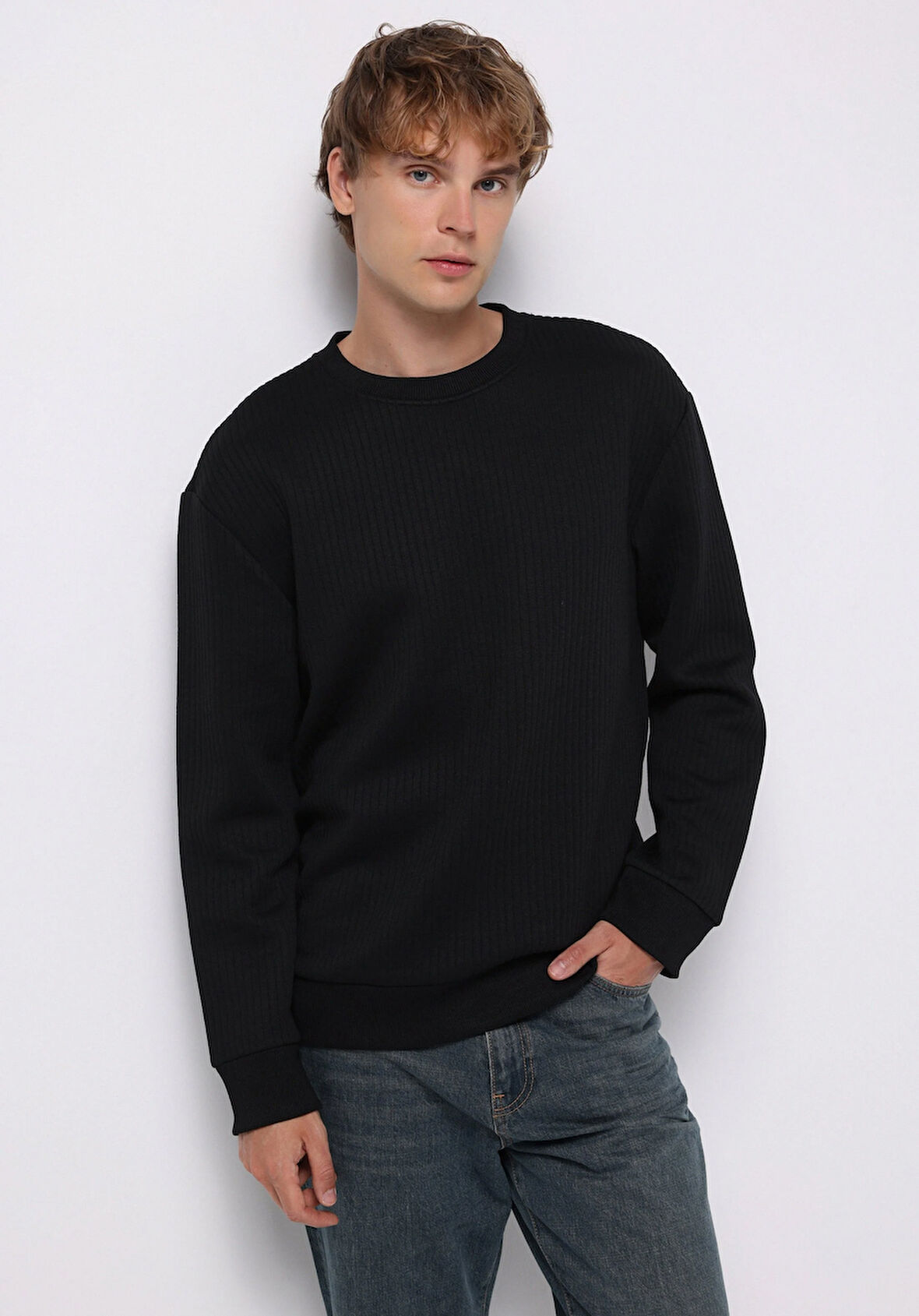 Comfort Fit   Erkek Siyah Sweatshirt