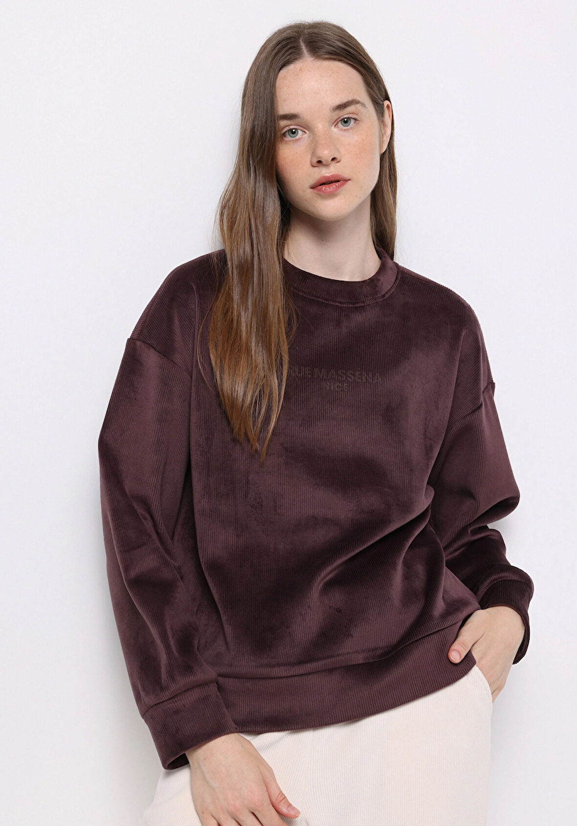 Regular Fit Yuvarlak Yaka Sloganlı Kadın Mor Sweatshirt