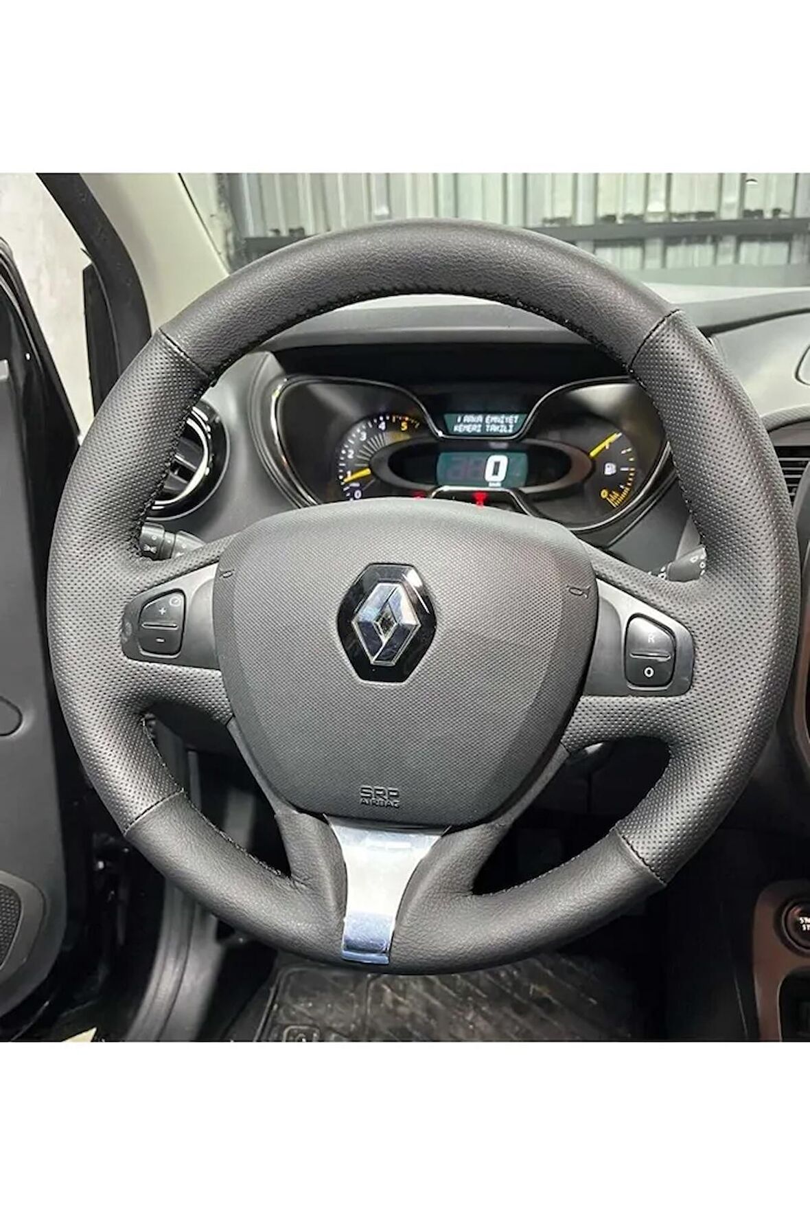 Renault Clio Uyumlu 4 Faz 1 2014-2017 ARACA ÖZEL DİKMELİ DİREKSİYON KILIFI (MAKYAJLI KASALAR HARİÇ)