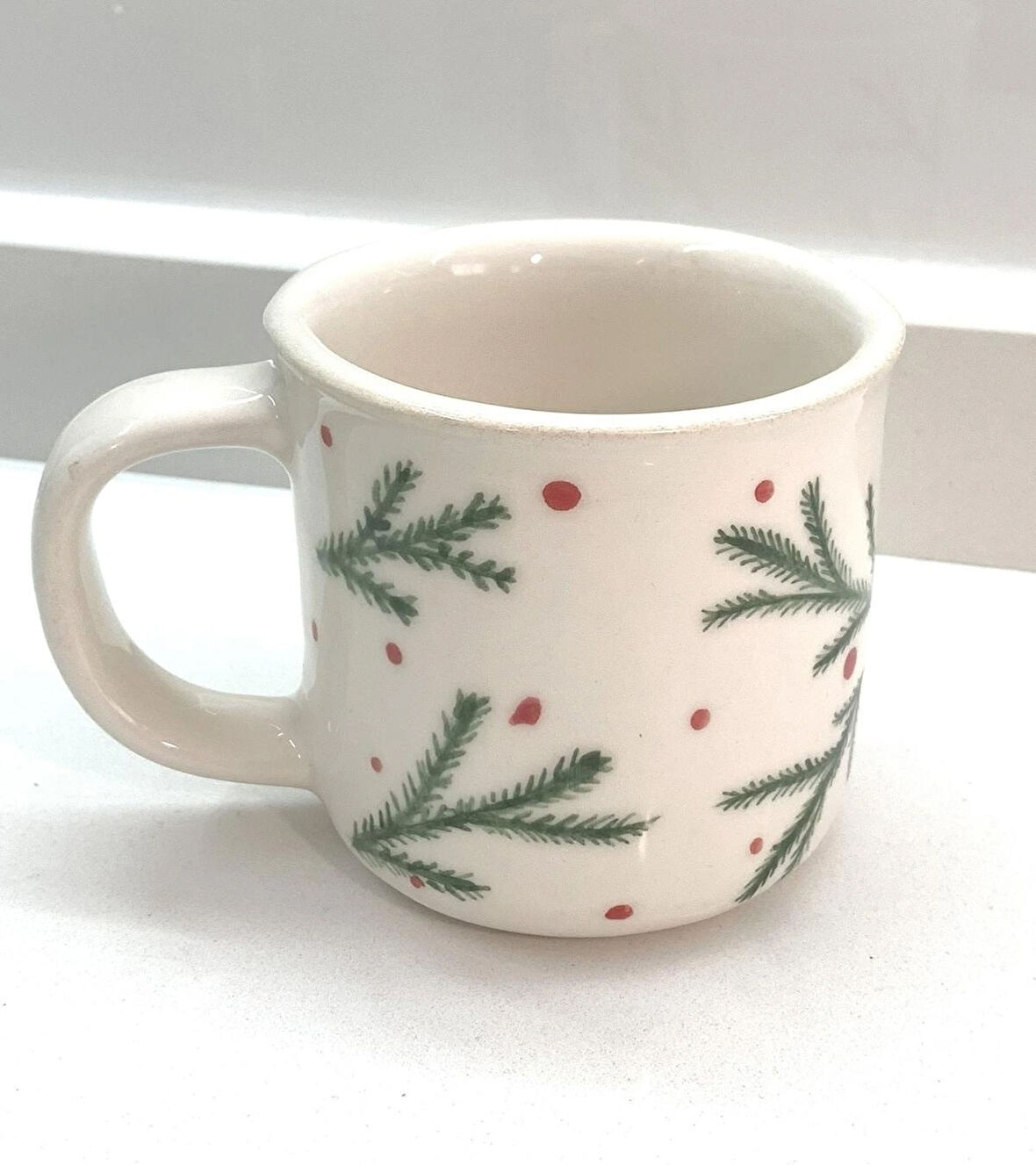 El Yapımı Seramik Mug Kupa - Çam Ağacı Desenli Yılbaşı