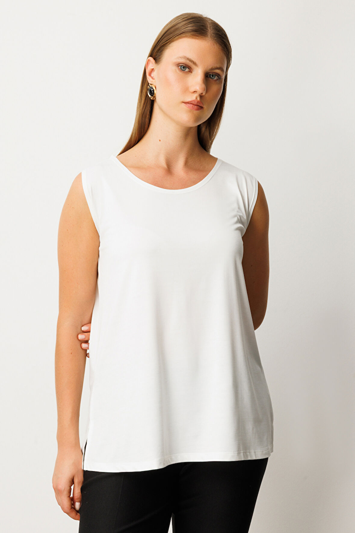 ON TRİKO Kolsuz Basic Bluz 61310-26k