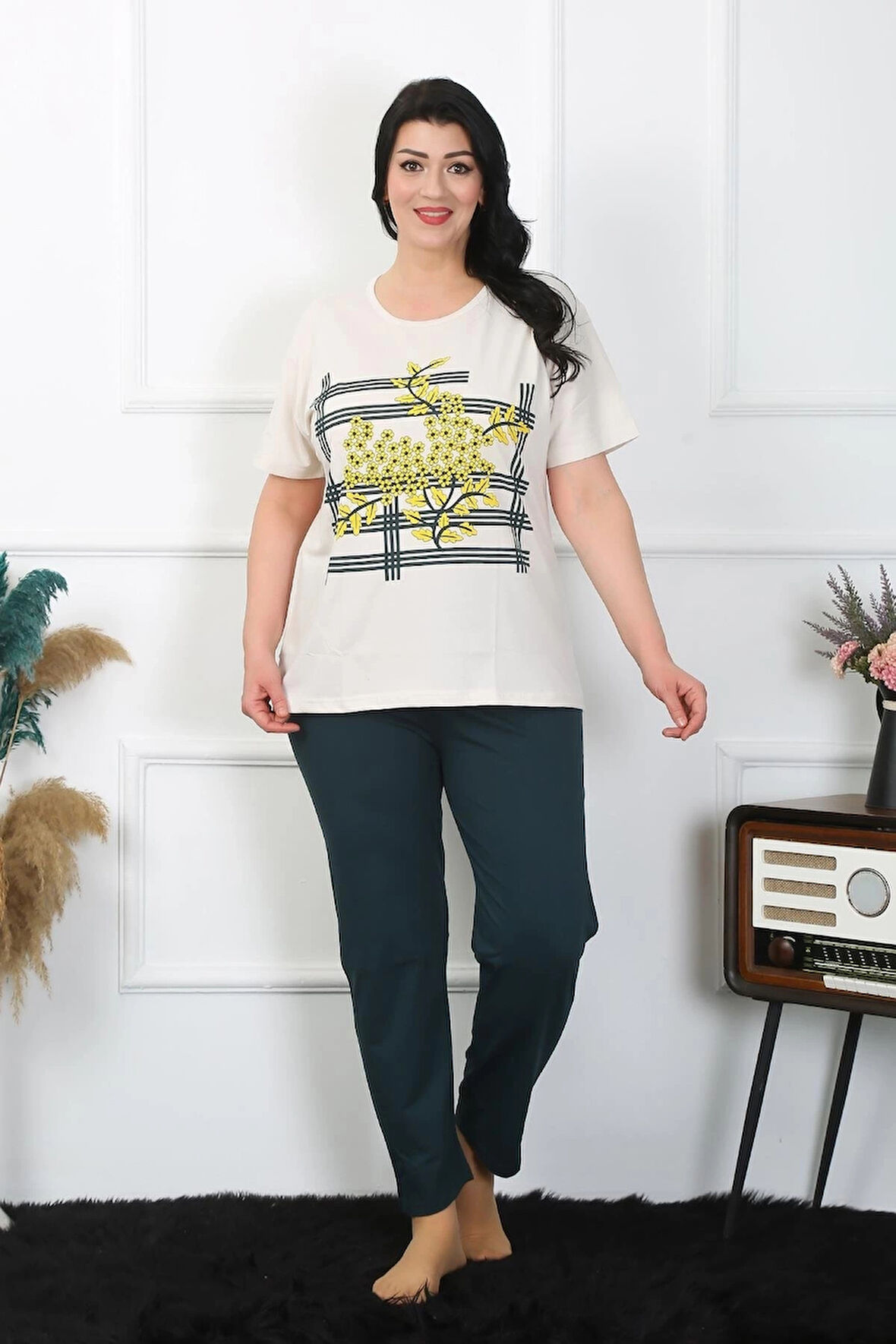 Giyim Kadın Büyük Beden Krem Pijama Takımı